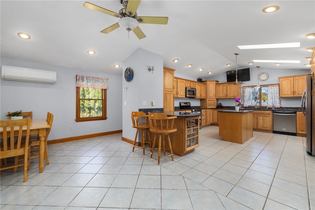 418 Long Highway Little Compton, RI 02837 - Photo 2 of 32