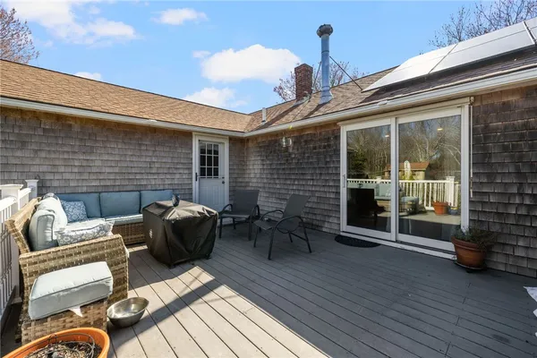 $875,000 | 418 Long Highway, Little Compton, RI 02837