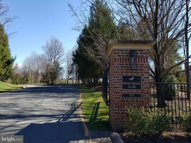 $2,000,000 | 748 Kentland Drive, Great Falls, VA 22066