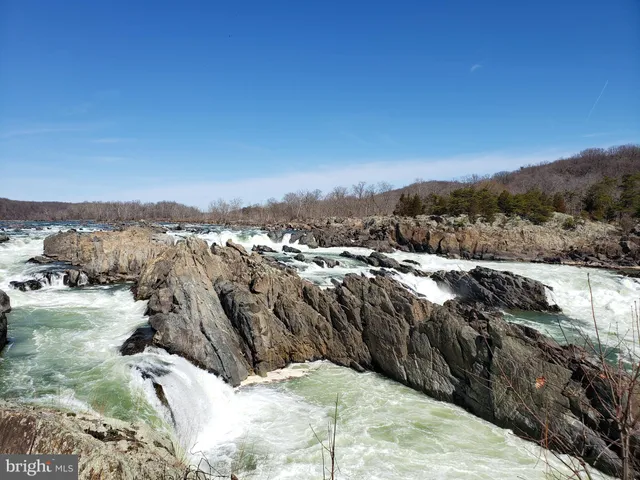 $2,000,000 | 748 Kentland Drive, Great Falls, VA 22066