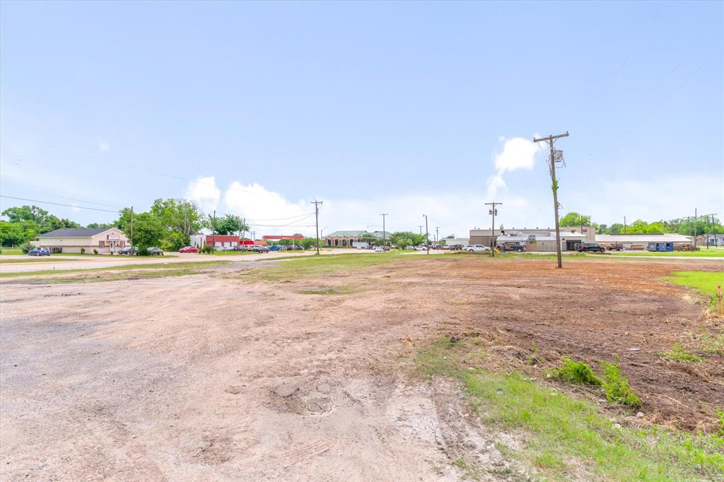 1008 South Virginia Street Terrell, TX 75160 - Photo 21 of 22 a view of a water with an outdoor space