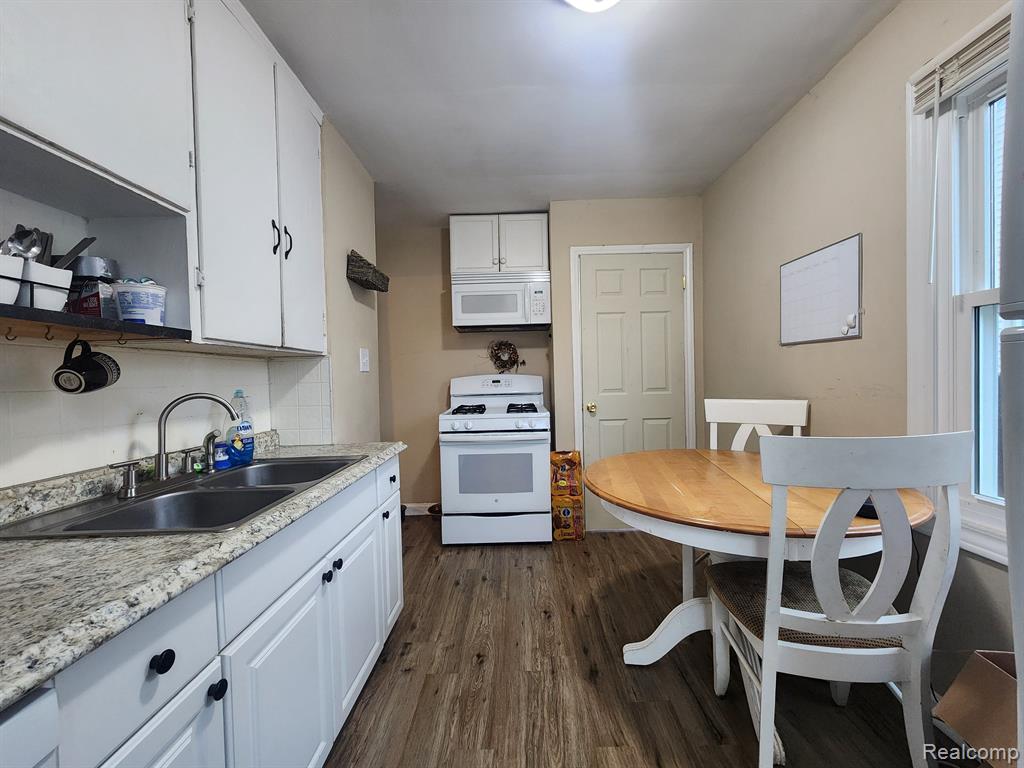 3756 Mildred Street Wayne, MI 48184 - Photo 13 of 19