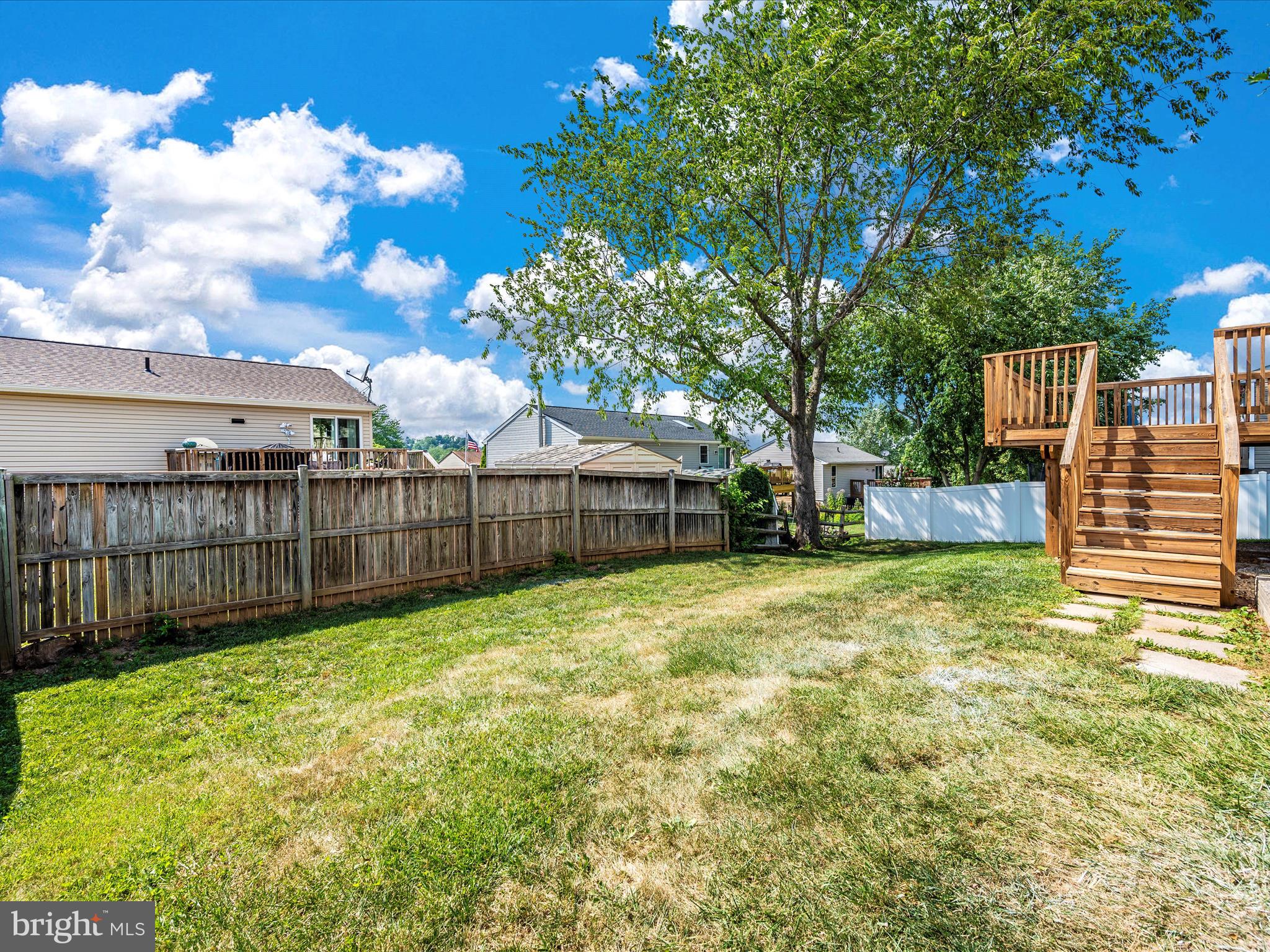 204 E Road Mount Airy, MD 21771 - Photo 43 of 51 Exterior Back
