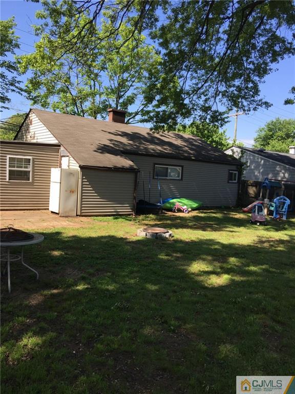 31 Colton Road Edison, NJ 08817 - Photo 7 of 10 a view of swimming pool with an outdoor seating