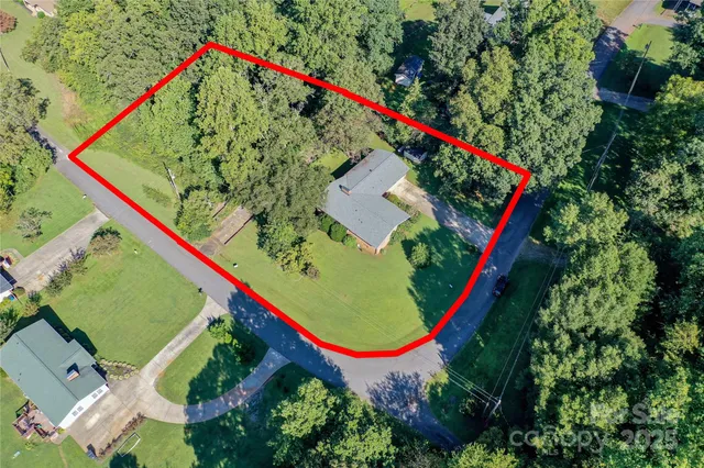 $349,000 | 165 Fieldstone Farm Drive, Statesville, NC 28625