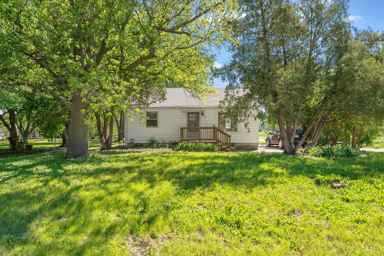 501 North State Street Bellflower, IL 61724 - Photo 4 of 43