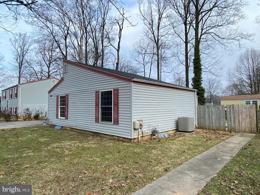 9848 Branchleigh Road Randallstown, MD 21133 - Photo 2 of 14 Side