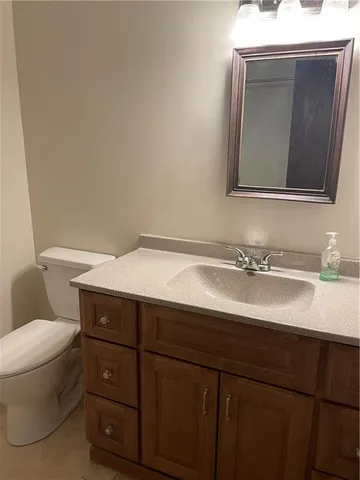 $279,000 | 1309 De Kalb Drive, Cameron, MO 64429