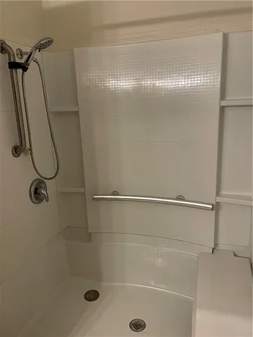 $279,000 | 1309 De Kalb Drive, Cameron, MO 64429