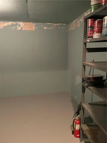 $279,000 | 1309 De Kalb Drive, Cameron, MO 64429