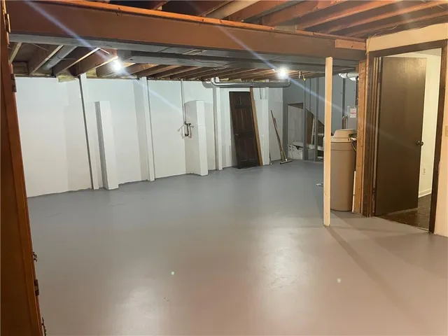 $279,000 | 1309 De Kalb Drive, Cameron, MO 64429