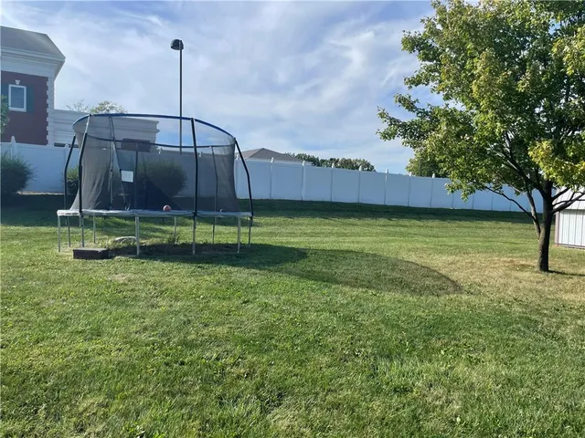 $279,000 | 1309 De Kalb Drive, Cameron, MO 64429