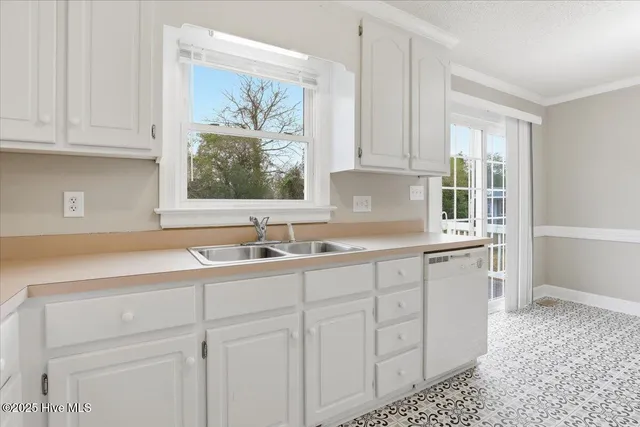 $230,000 | 2811 Daisy Lane North, Wilson, NC 27896