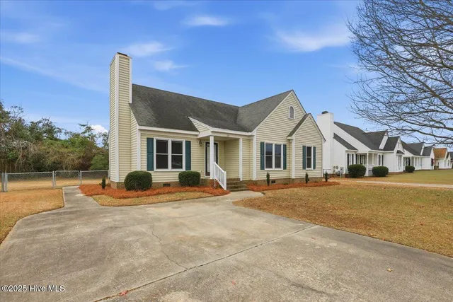 $230,000 | 2811 Daisy Lane North, Wilson, NC 27896