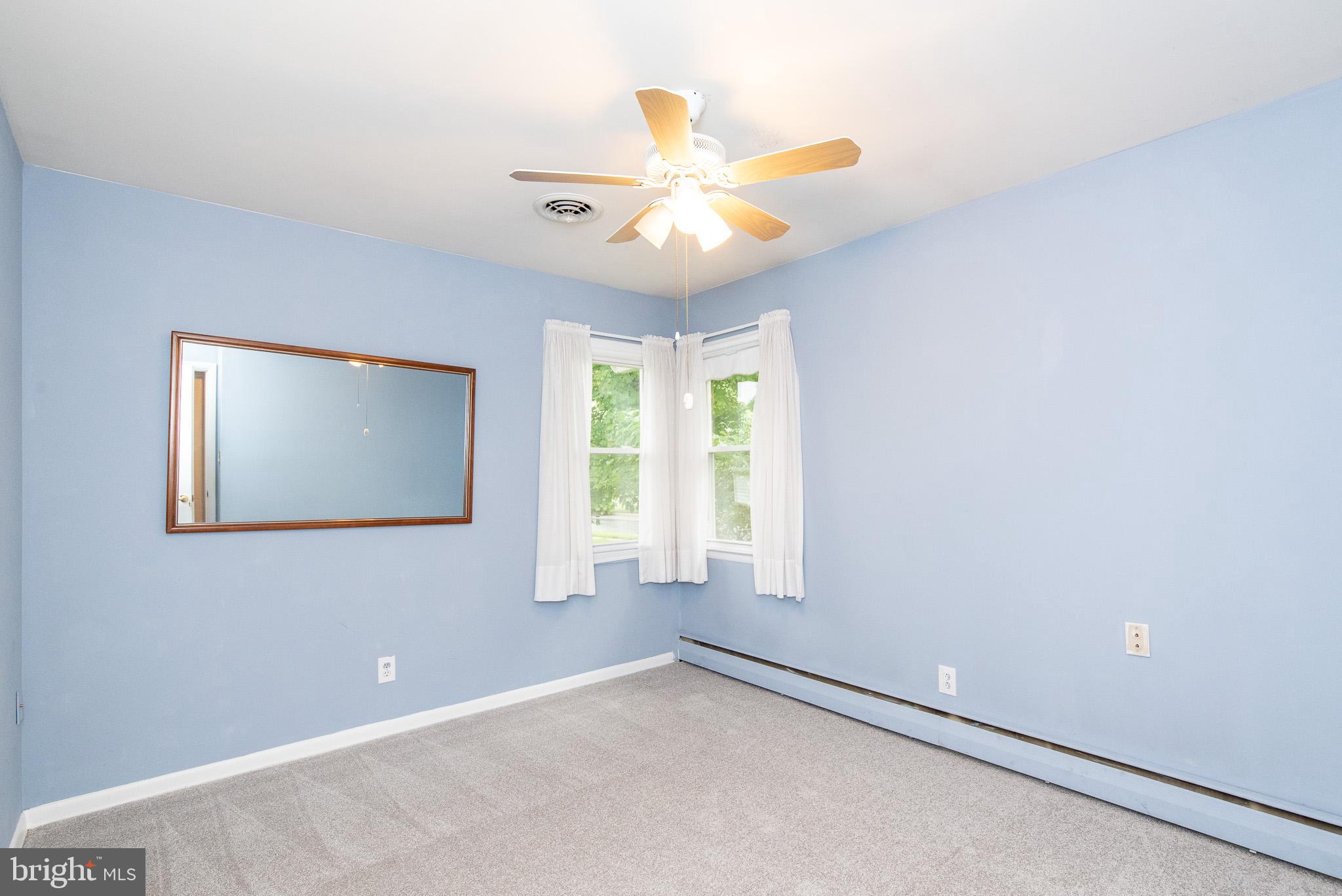 922 Starbit Road Baltimore, MD 21286 - Photo 30 of 31 Bedroom three