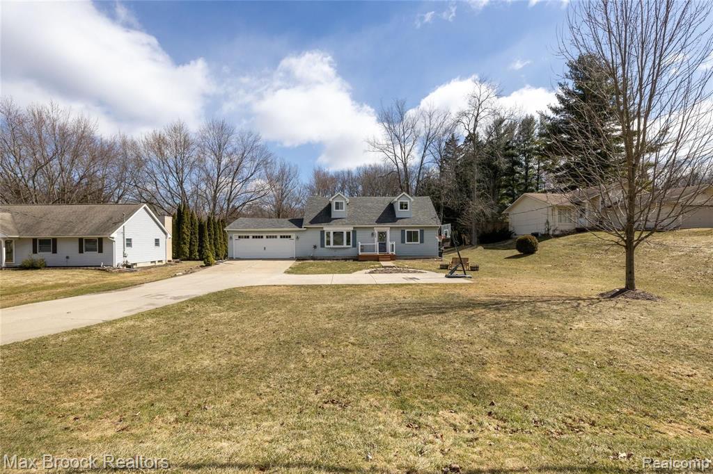 1330 Merry Road Waterford, MI 48328 - Photo 32 of 32 Gallery Image 32
