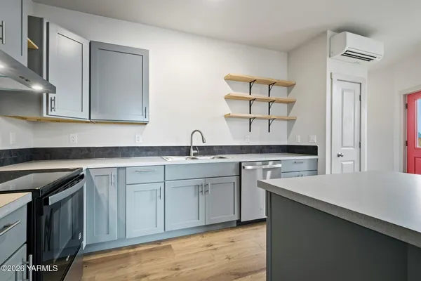 $249,000 | 801 South 16th Avenue, Unit 5, Yakima, WA 98902