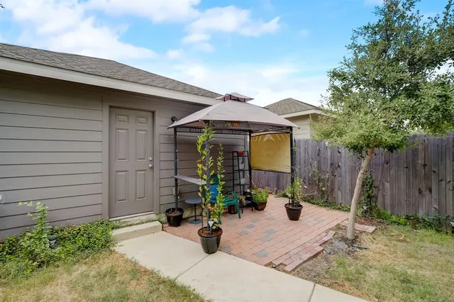 $2,000 | 18002 Malnati Drive, Pflugerville, TX 78660