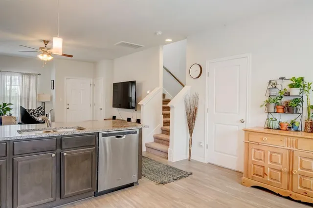 $2,000 | 18002 Malnati Drive, Pflugerville, TX 78660