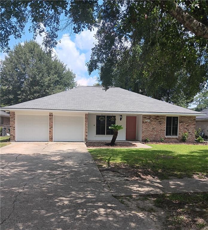 620 Dale Drive Slidell, LA 70458 - Photo 1 of 11