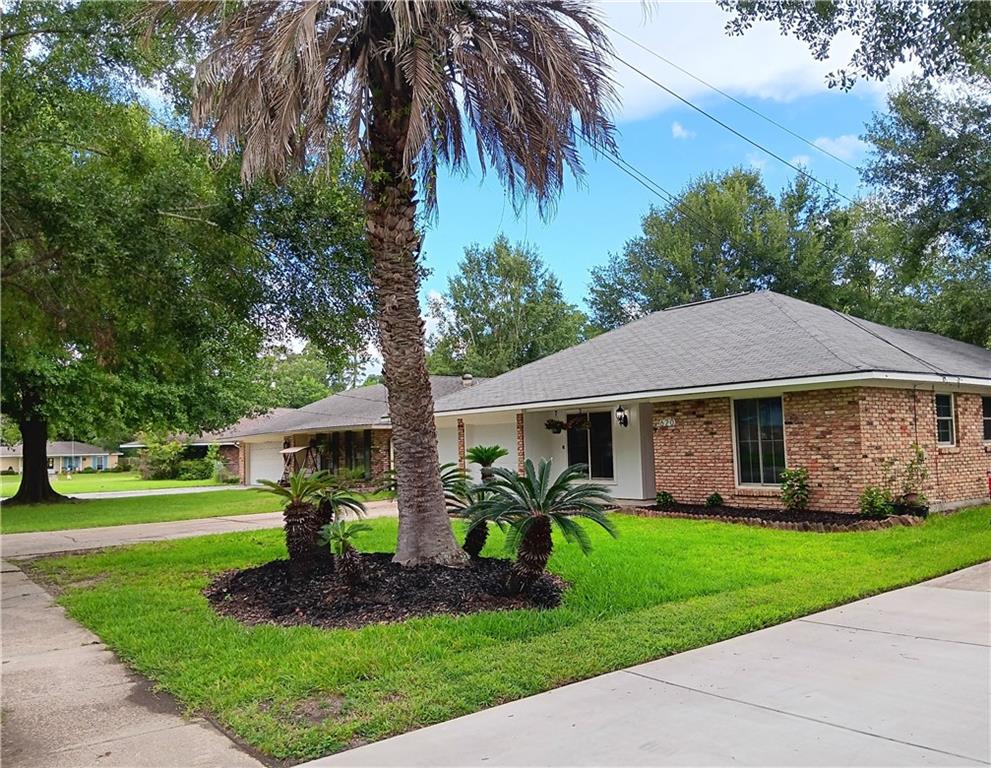 620 Dale Drive Slidell, LA 70458 - Photo 2 of 11