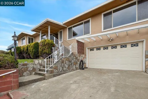$1,100,000 | 1374 Santa Clara Street, Richmond, CA 94804