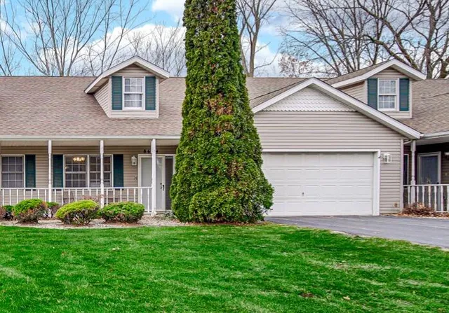 $254,900 | 8654 Kelly Drive, St. John, IN 46373