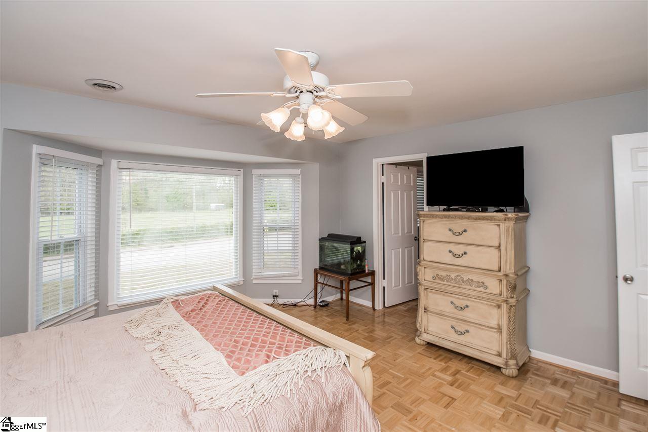 401 South Batesville Road Greer, SC 29650 - Photo 31 of 36 Gallery Image 31