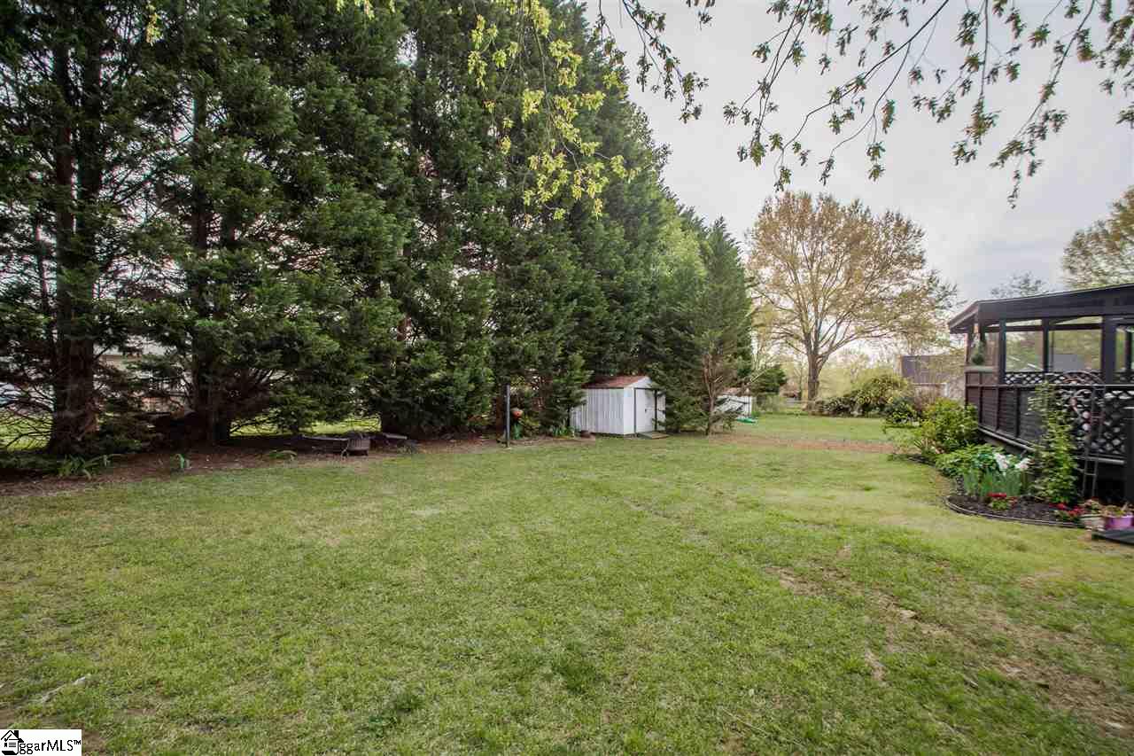 401 South Batesville Road Greer, SC 29650 - Photo 9 of 36 Gallery Image 9
