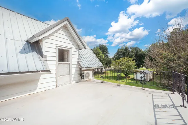 $517,900 | 208 West Church Avenue, Medina, TN 38355