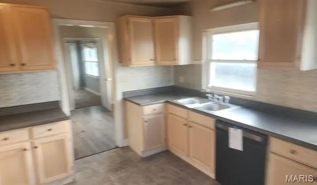 $120,000 | 1212 East Main Street, Linn, MO 65051