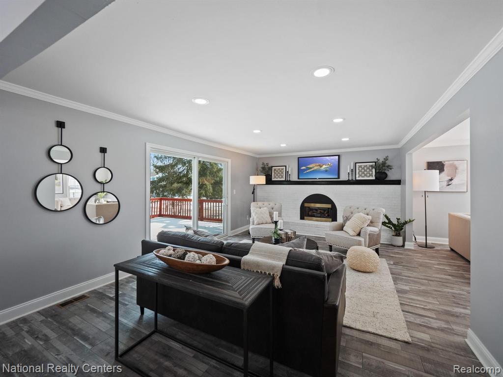 755 Lake Forest Road Rochester Hills, MI 48309 - Photo 29 of 66