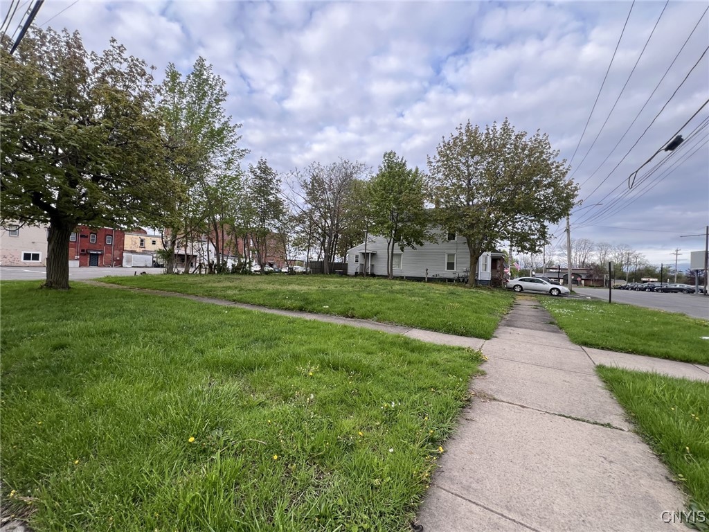 120 Beech Street Fulton, NY 13069 - Photo 2 of 6