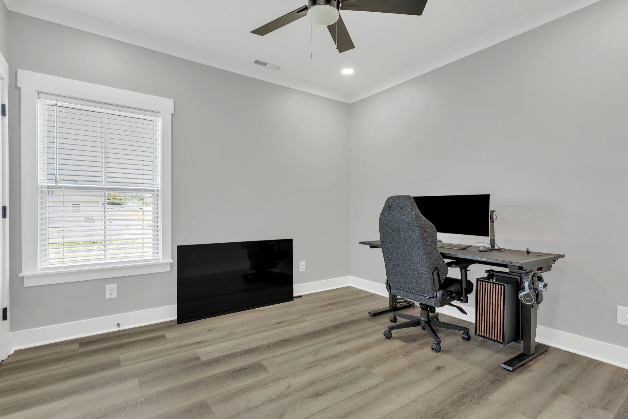 200 Beartown Road Loretto, TN 38469 - Photo 17 of 24 a view of a workspace with furniture and a window