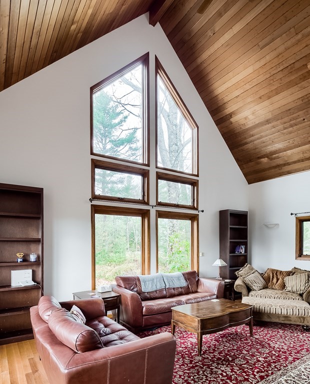 6 Lowry Lane Rutland, MA 01543 - Photo 12 of 40 Gallery Image 12