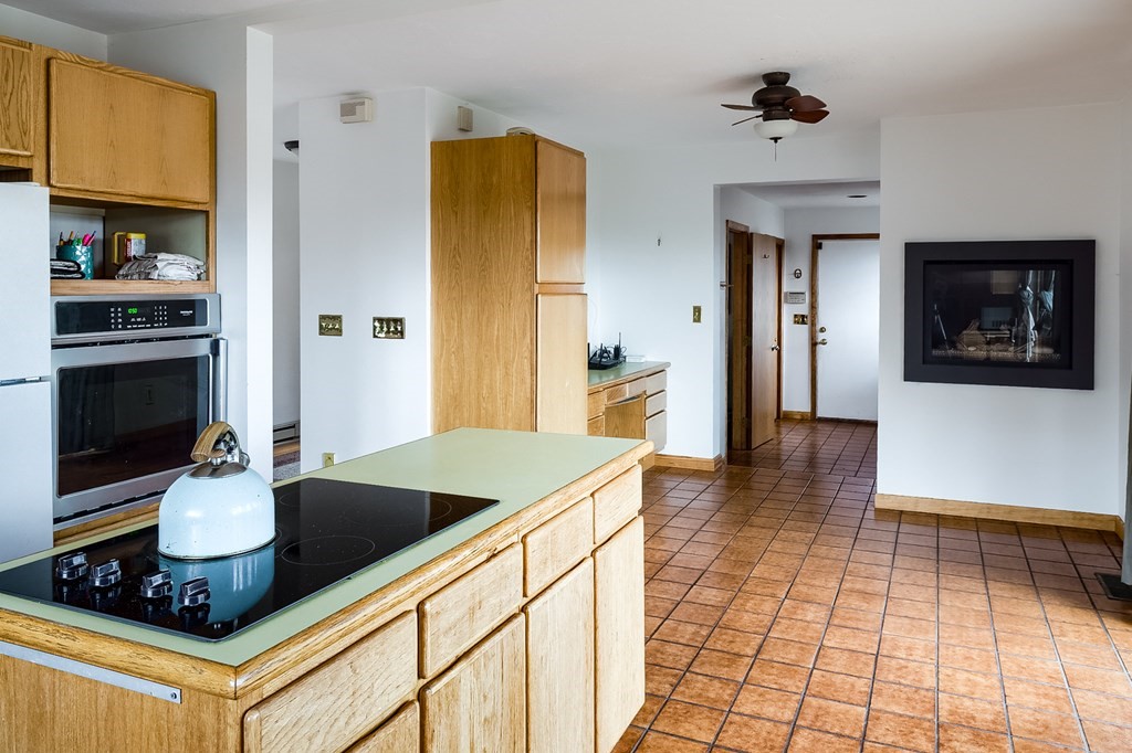 6 Lowry Lane Rutland, MA 01543 - Photo 18 of 40 Gallery Image 18