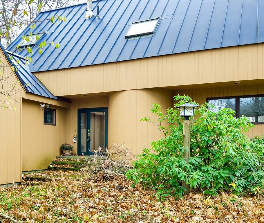 6 Lowry Lane Rutland, MA 01543 - Photo 5 of 40 Gallery Image 5