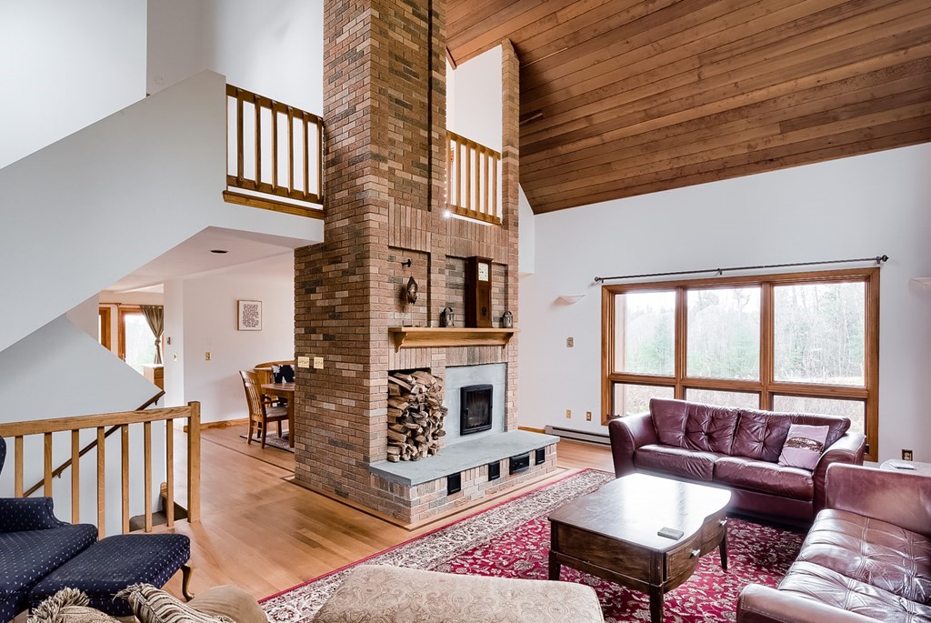 6 Lowry Lane Rutland, MA 01543 - Photo 8 of 40 Gallery Image 8