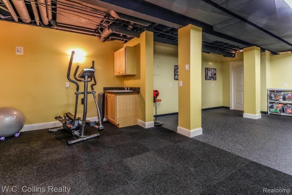 6960 Oakhurst Ridge Road Clarkston, MI 48348 - Photo 58 of 84 058-5976446-medium.jpg
