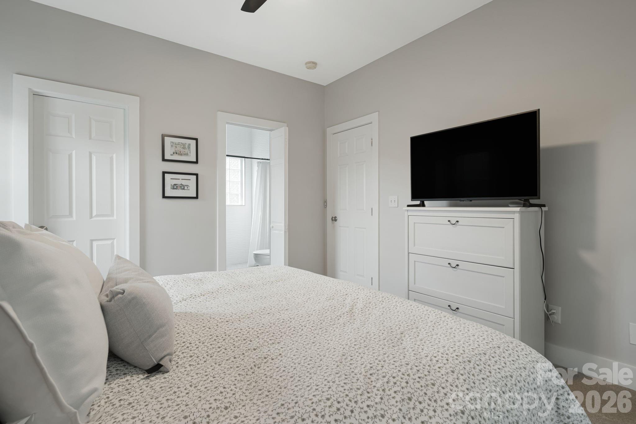 29 Winding Road Asheville, NC 28803 - Photo 16 of 33 Gallery Image 16
