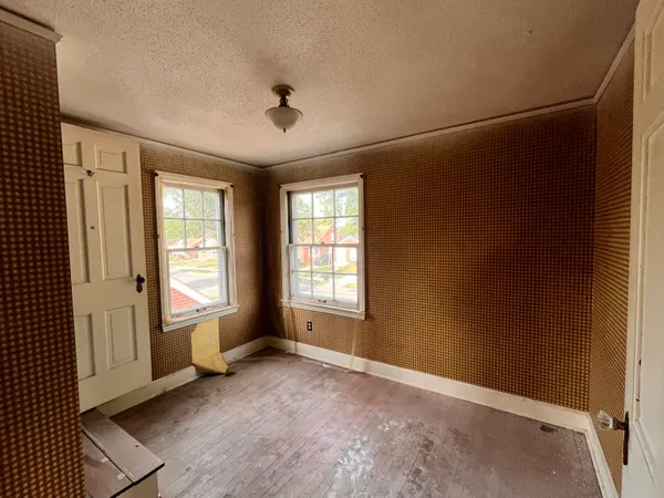 $68,900 | 9909 Coyle Street, Detroit, MI 48227