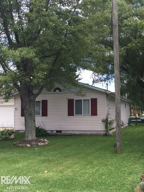 7307 Bealane Road Algonac, MI 48001 - Photo 21 of 32 31327585-20.JPG