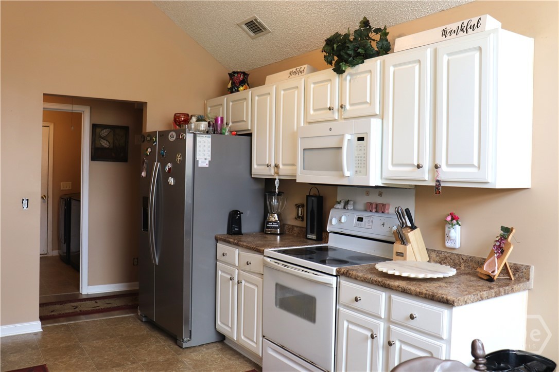 209 Quartz Drive Rincon, GA 31326 - Photo 8 of 17