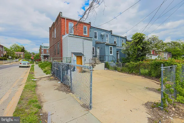 $2,000 | 2819 Presbury Street, Baltimore, MD 21216