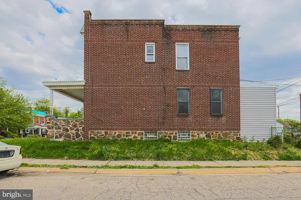$2,000 | 2819 Presbury Street, Baltimore, MD 21216