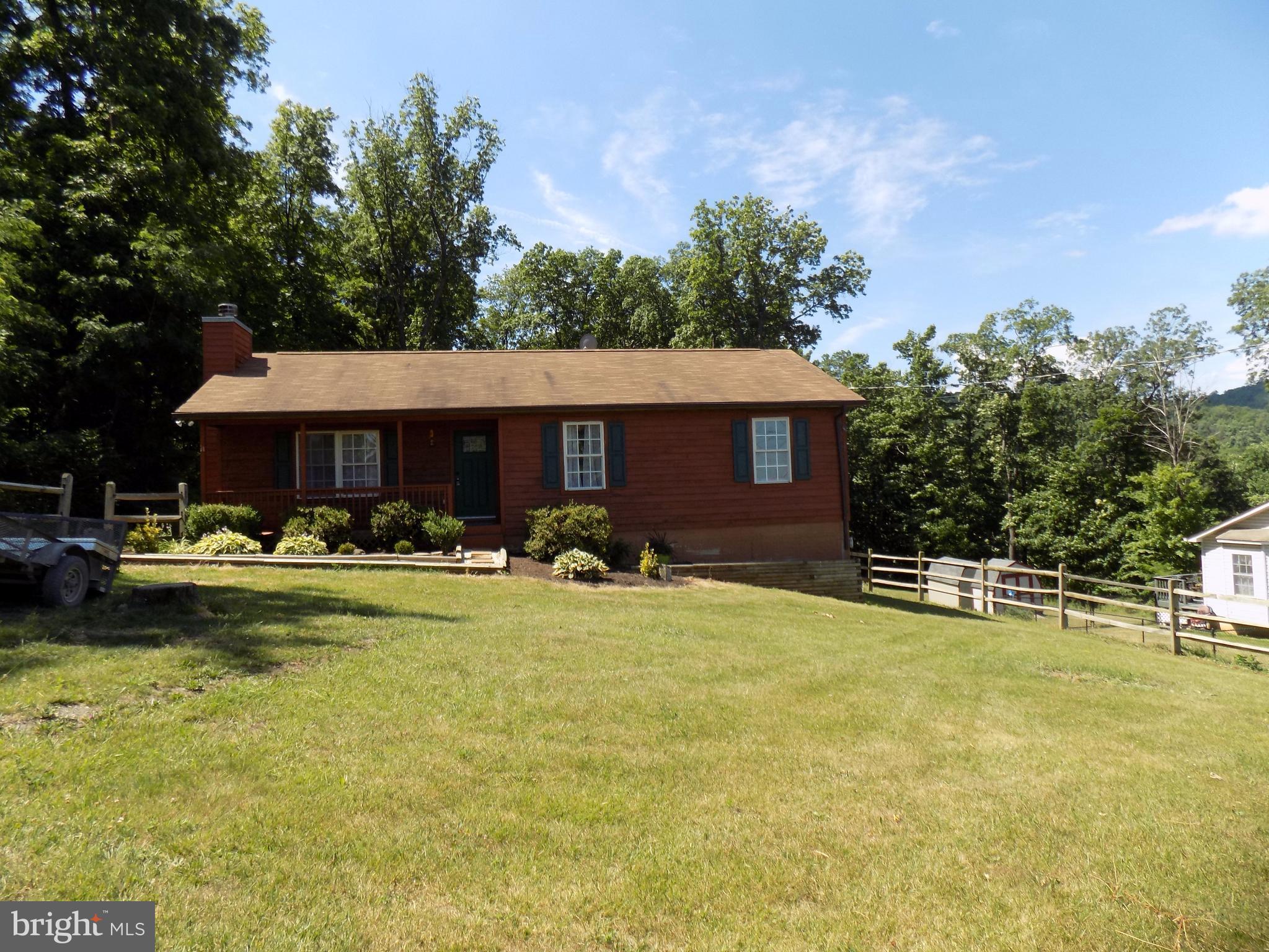 31 Cliffside Road Linden, VA 22642 - Photo 1 of 29 Exterior (Front)