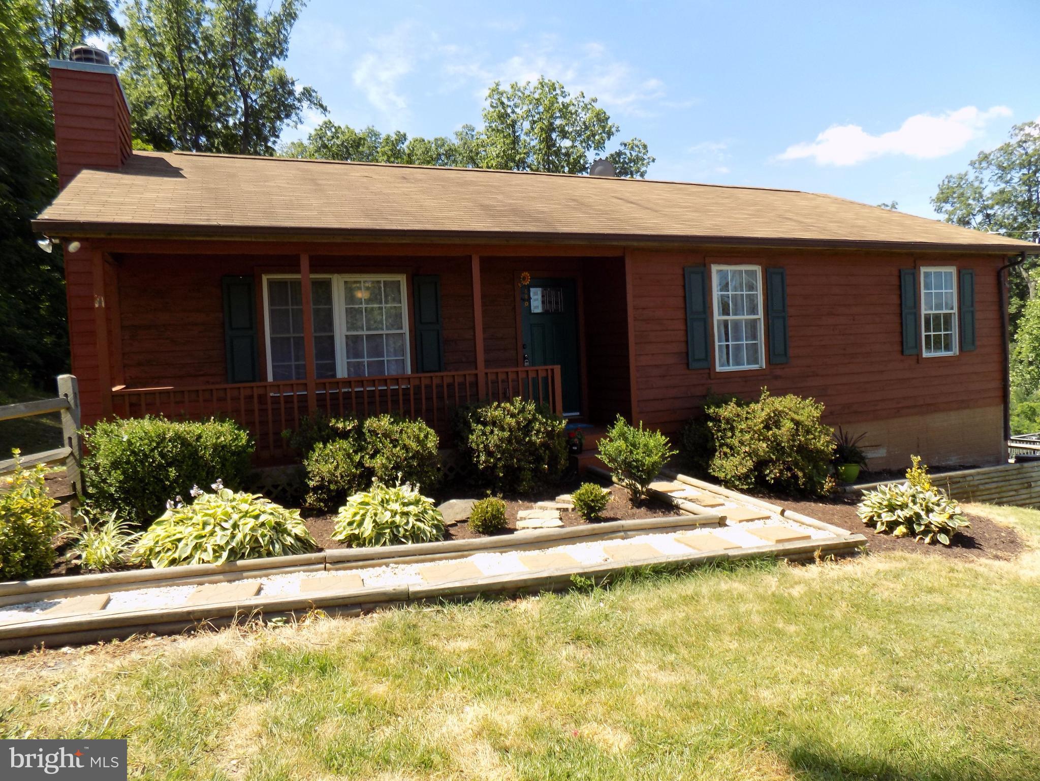 31 Cliffside Road Linden, VA 22642 - Photo 27 of 29 Exterior (Front)