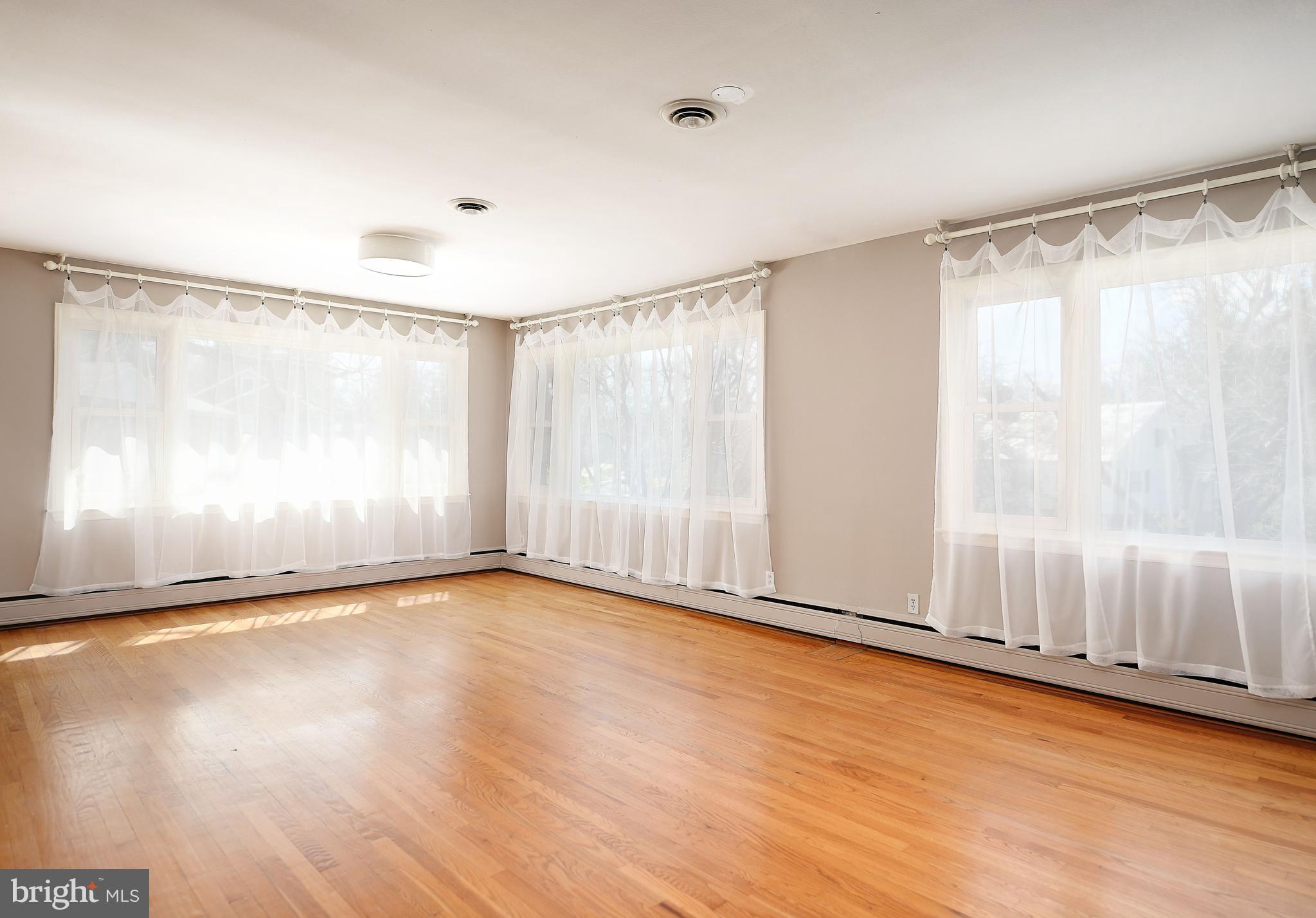 5511 Greenleaf Road Baltimore, MD 21210 - Photo 13 of 45 Dining Room
