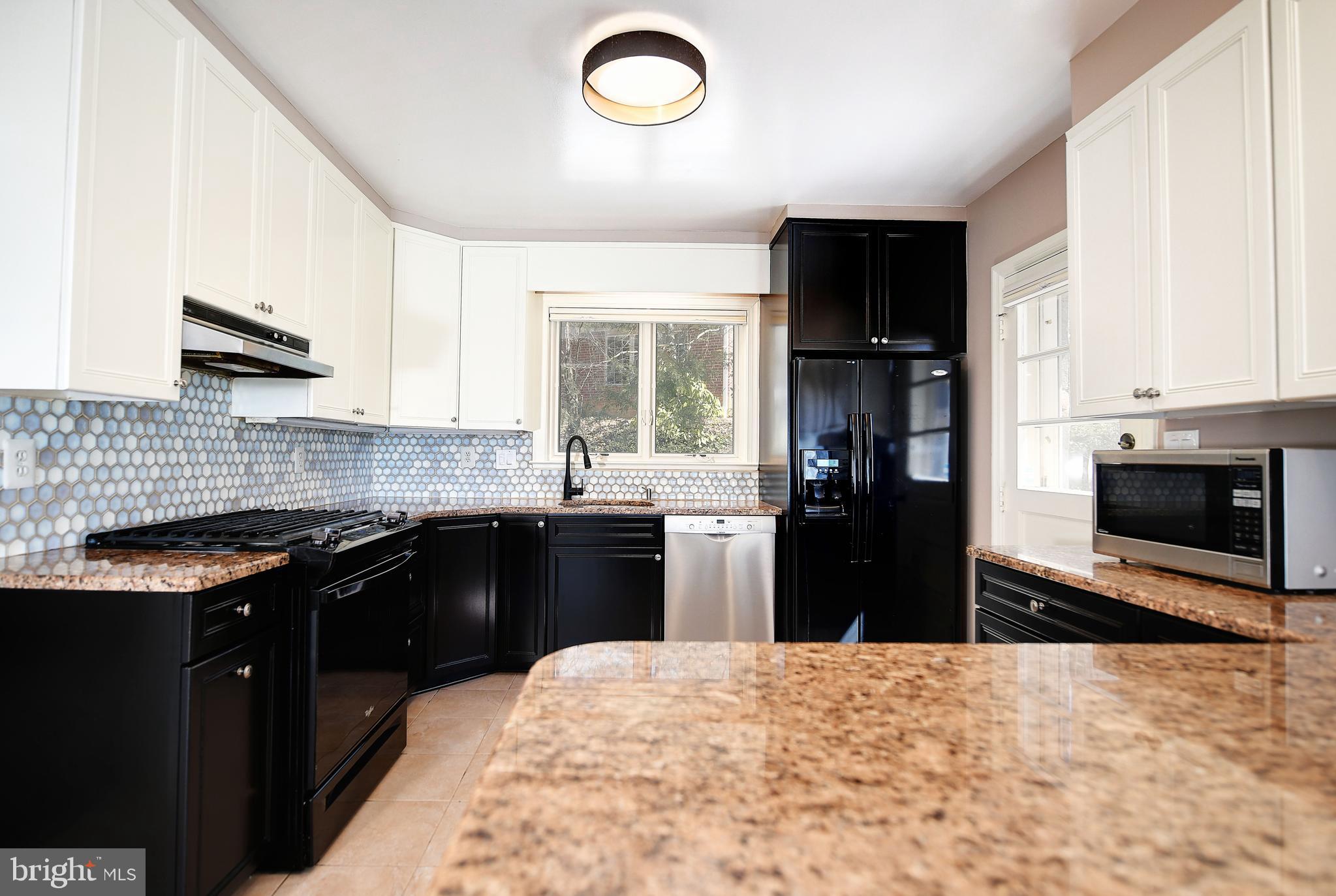 5511 Greenleaf Road Baltimore, MD 21210 - Photo 16 of 45 Kitchen