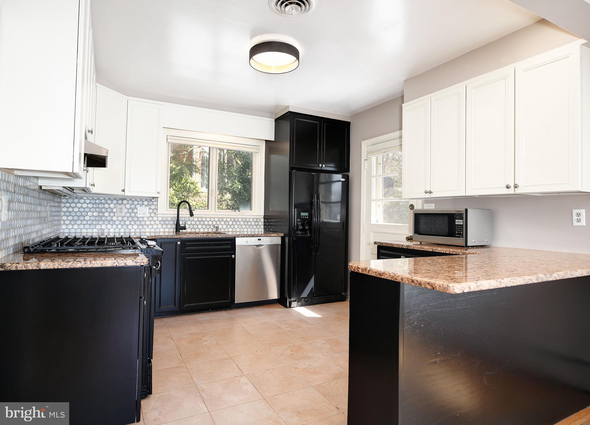 5511 Greenleaf Road Baltimore, MD 21210 - Photo 17 of 45 Kitchen